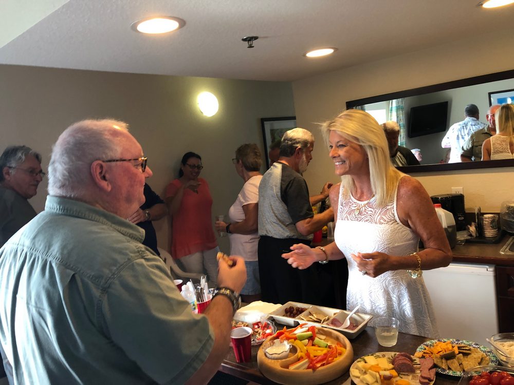 Cocktailes before dinner